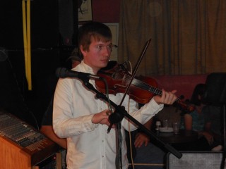 Travis Benoit on Fiddle